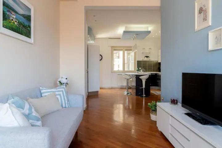 Etna City Home Accogliente Nel Cuore Di CTA Exterior photo